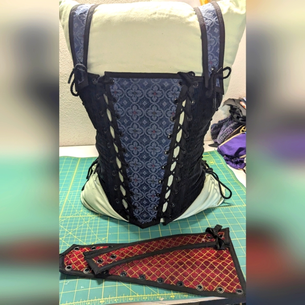 Odd Bodkin Countess Bodice
